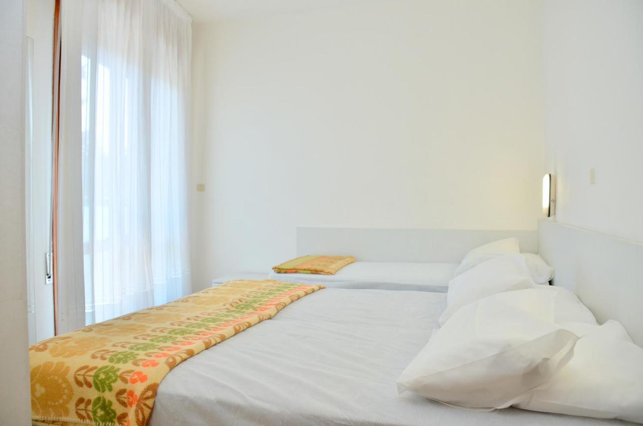 Altan Apartment Bibione Exterior photo